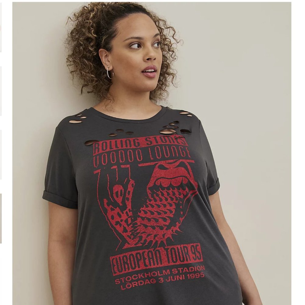 torrid Charcoal Black Distressed Rolling Stones Graphic Tunic with Red Print